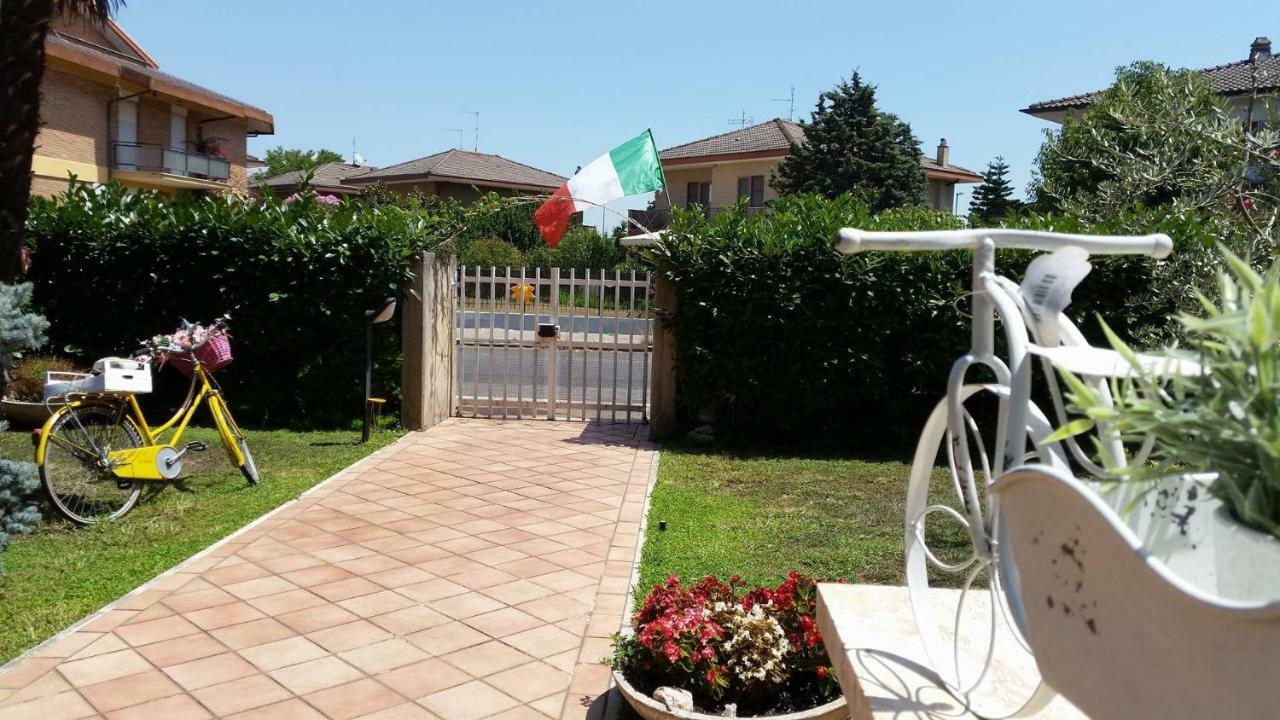 Home Denise E Luca Latina Zewnętrze zdjęcie