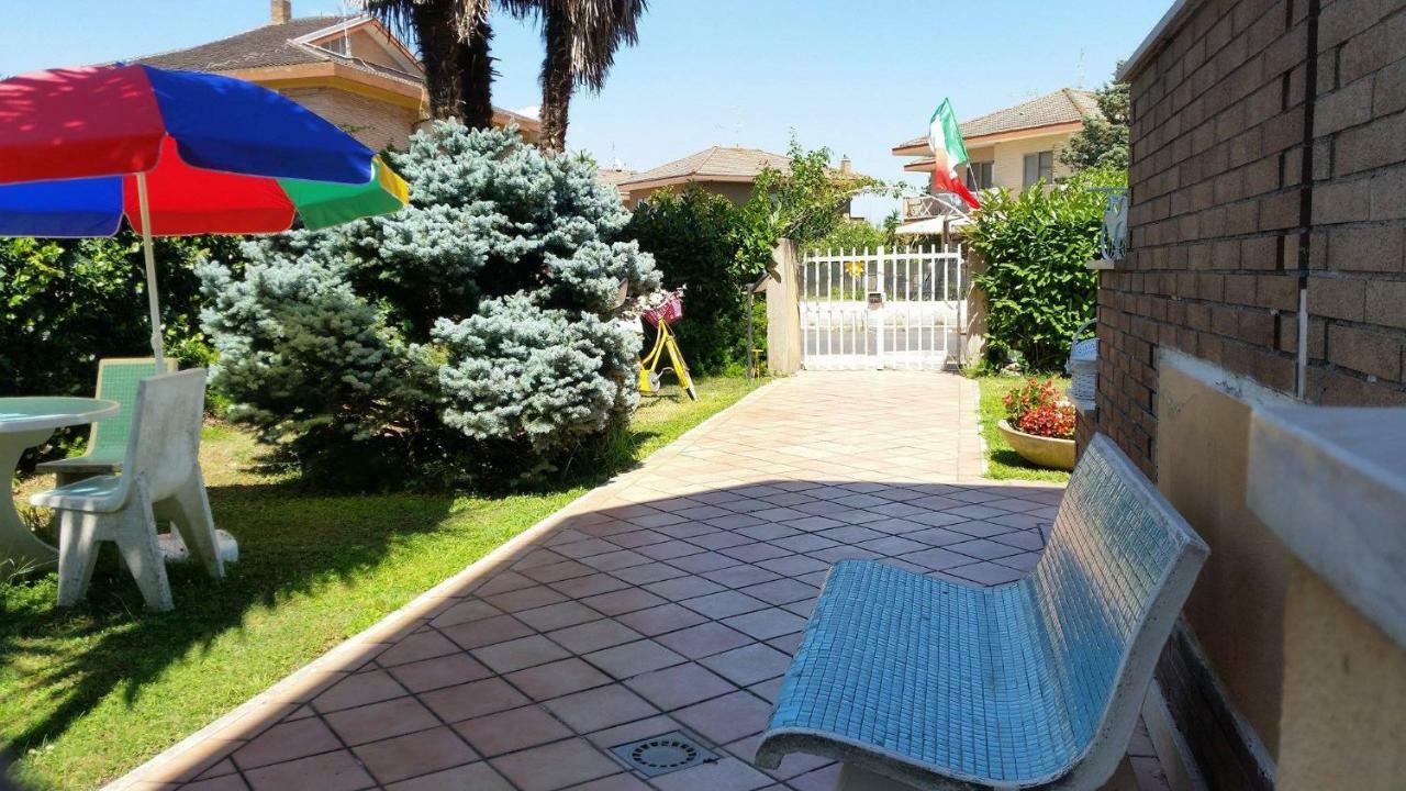 Home Denise E Luca Latina Zewnętrze zdjęcie