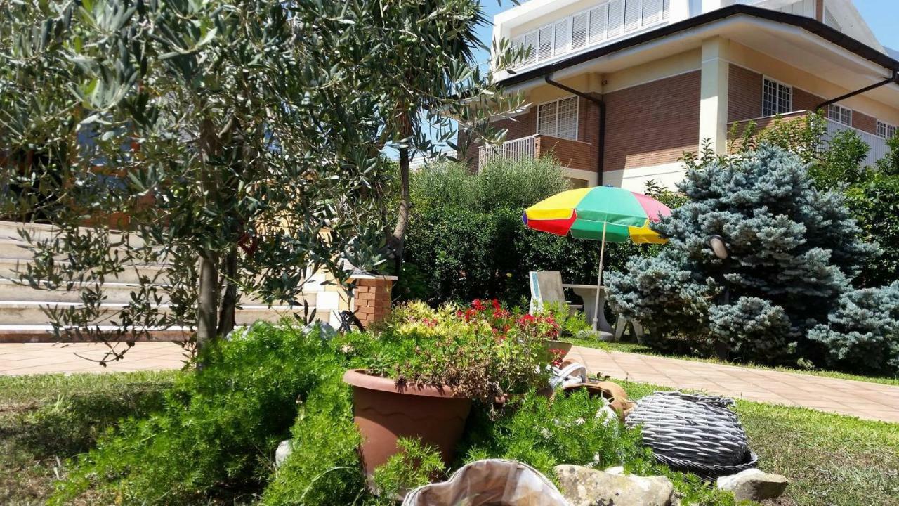 Home Denise E Luca Latina Zewnętrze zdjęcie